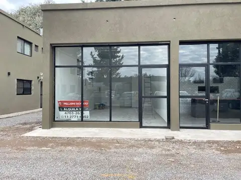 Alquiler anual de Local interno sobre Av Caamaño