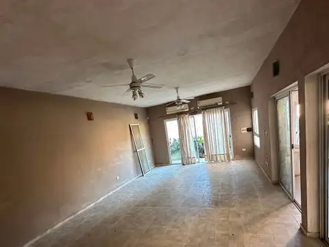 Casa en Venta en Paso de la Patria, USD 100.000