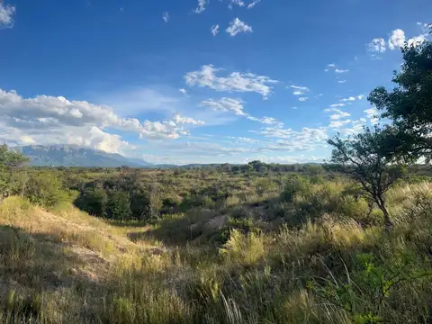 Chacra de 1 a 5 Ha en Nono, Metros del Río con Vistas Únicas