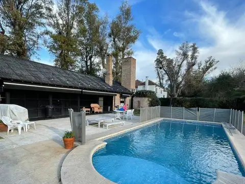 Casa en Venta de 4 dormitorios