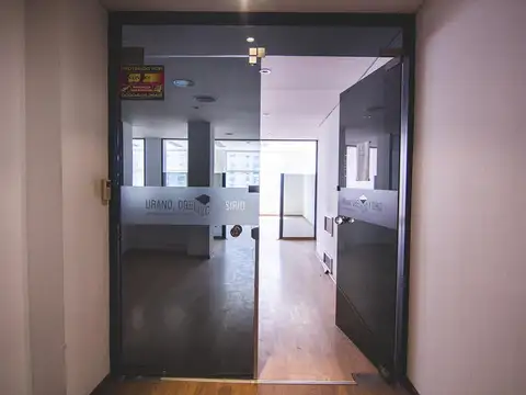 Impresionante espacio de oficina disponible en una ubicación privilegiada!