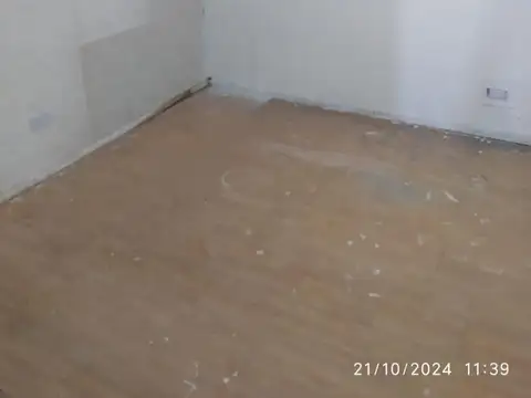 Local en Alquiler en Tiro Suizo, $ 600.000