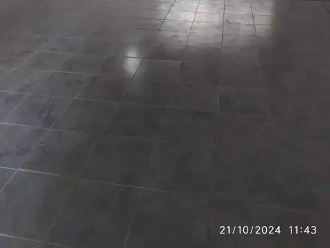 Local en ALQUILER sobre Bv. Oroño 