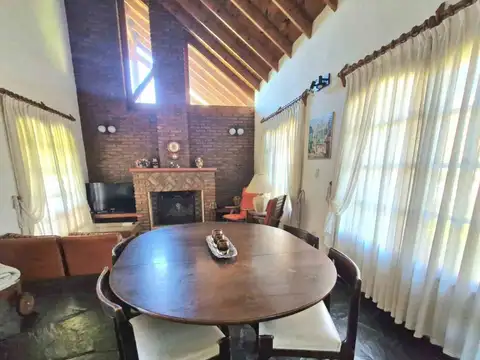 Casa en Alquiler en Mapuche Country Club, USD 1.200