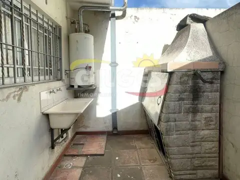 Depto Tipo Casa en Venta con 1 cocheras