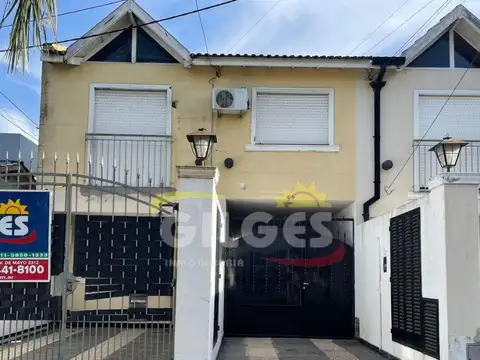 Duplex al fte 4 amb c garage en Villa Luzuriaga