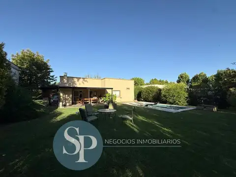 Casa en venta Barrio Privado El Recodo