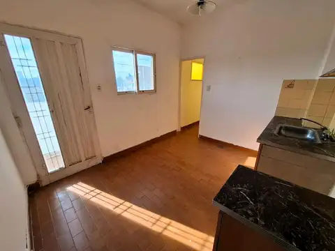 Departamento en Alquiler en Tapiales, $ 400.000