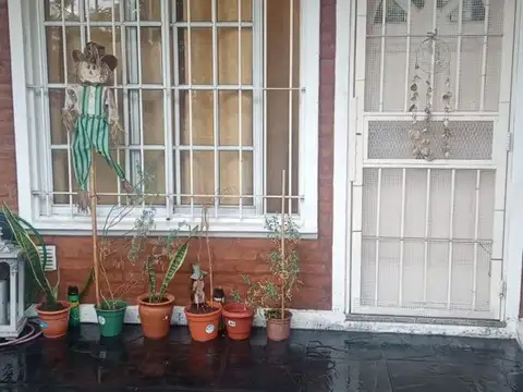 Depto Tipo Casa en Venta de 4 ambientes