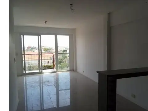 CABALLITO,1AMB,C/RENTA ,COCHERA OPTATIVA,USO COMERCIAL, MB UBICACION,