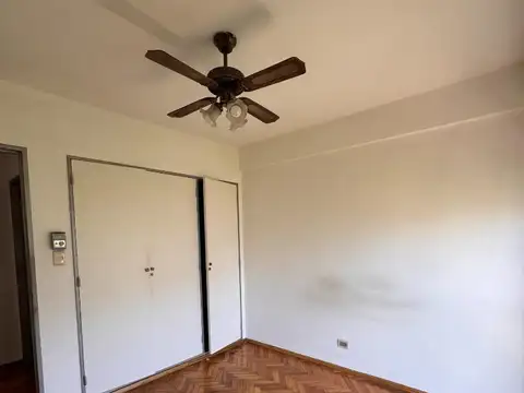 Colombres 900, Piso 8