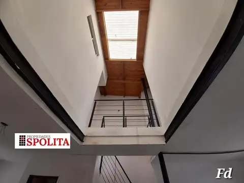 Depto Tipo Casa en Venta con 1 cocheras