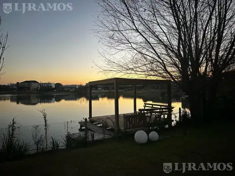 Casa en Alquiler al Oeste