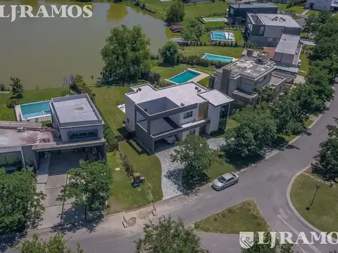 Casa en Alquiler en El Canton - Norte, USD 3.500