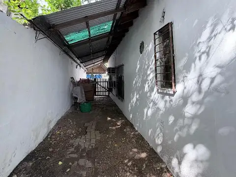 José Evaristo Uriburu 200