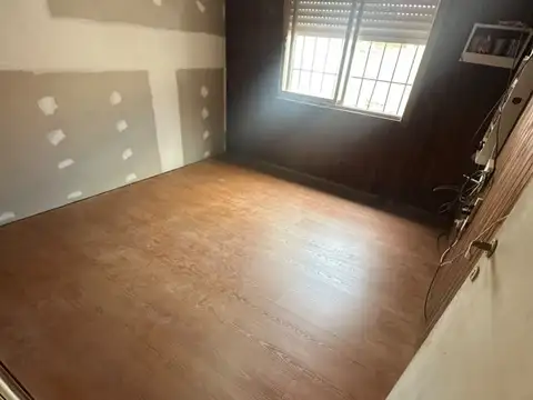 Depto Tipo Casa en Venta con 1 cochera