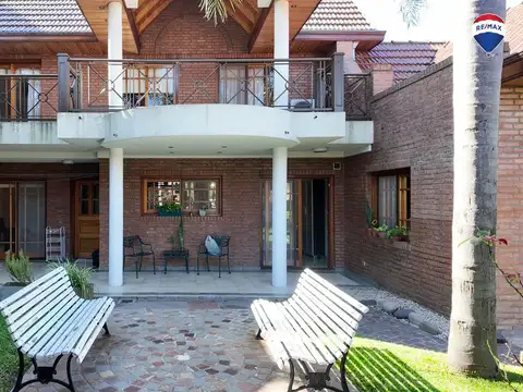 Casa en Venta de 5 dormitorios
