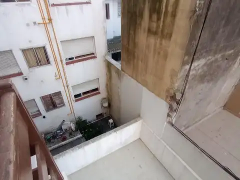 Departamento 2 ambientes lateral