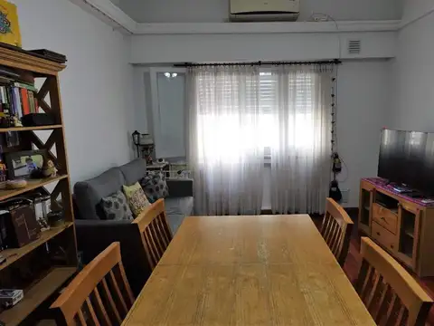 Depto Tipo Casa en Venta en Colegiales, USD 149.000