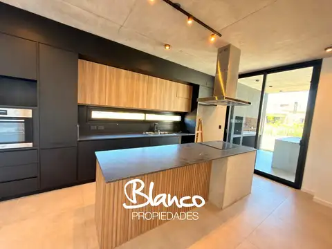 Casa en Venta A Estrenar