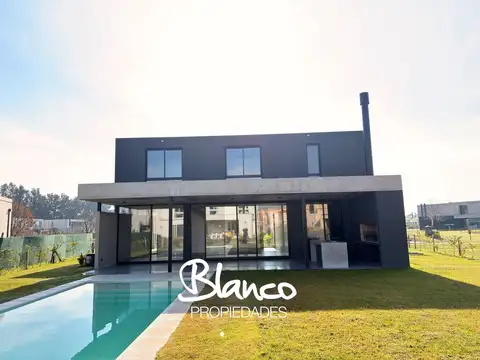 Pilará - La Calesa 100