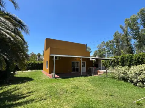 Casa en Alquiler de 3 dormitorios