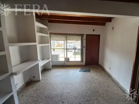 Depto Tipo Casa en Alquiler al Sur