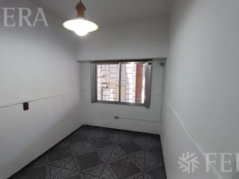 Depto Tipo Casa en Alquiler 50 años