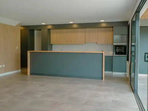Casa en Alquiler al Oeste
