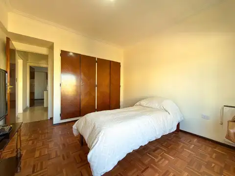 VENTA DEPARTAMENTO DOS DORMITORIOS TANDIL CENTRO