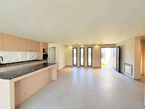VENTA CASA DOS DORMITORIOS C/ PILETA DOCTA ETAPA 3