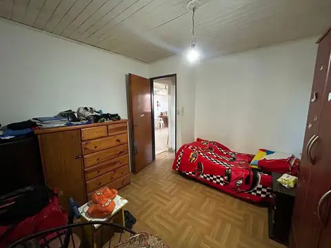 De los Inmigrantes 300