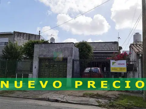 Venta - CASA -2 dormitorios - Villa Ballester