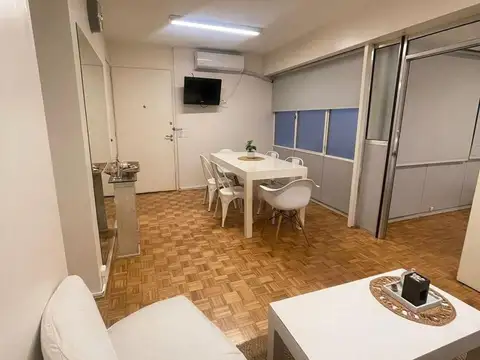 Avenida Hipólito Yrigoyen 1400