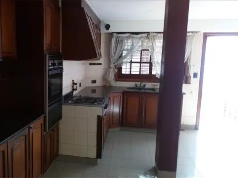 Casa en Venta en Avellaneda, USD 230.000