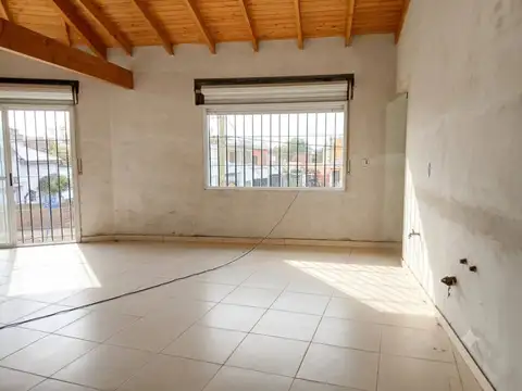 Casa 4 ambientes con 4 baños