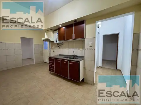 Casa en Alquiler en Ludueña, $ 350.000