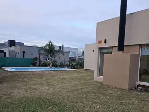 Casa en Venta en City Bell, USD 290.000