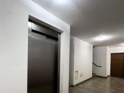 Departamento en Alquiler en Santos Lugares, $ 460.000