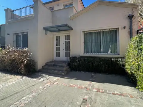 Casa en venta en San Isidro Vias / Rolon