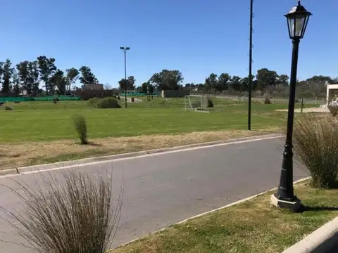 Terreno en Venta en Pilar del Este - Santa Emilia, USD 42.000
