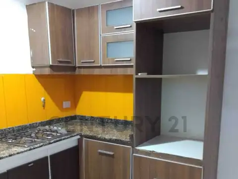 Depto Tipo Casa en Venta en Villa Real, USD 140.000