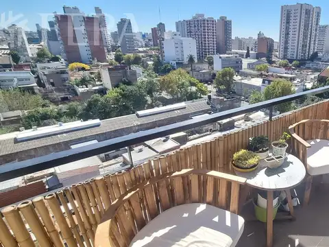 Venta Departamento de 4 ambientes con cochera y balcón en Avellaneda