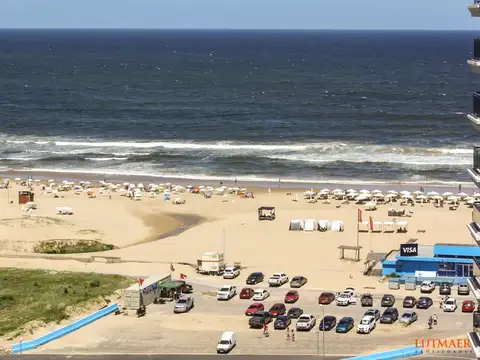Departamento en Alquiler Temporal en Playa Brava, USD 44.000