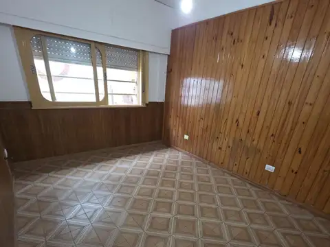 Depto Tipo Casa en Venta 40 años