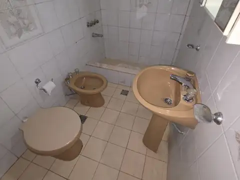 Depto Tipo Casa 2 ambientes con 1 baño