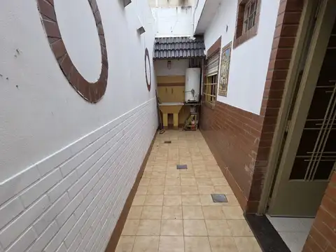 Depto Tipo Casa en Venta de 2 ambientes