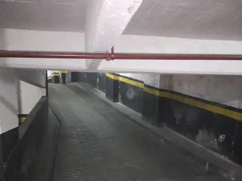 Cochera en venta - 15mts2 - Belgrano