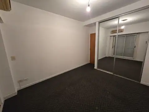 Departamento en Alquiler en Recoleta, $ 900.000