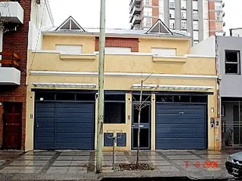 IGUAL QUE UNA CASA. COCHERA Y PARQUE